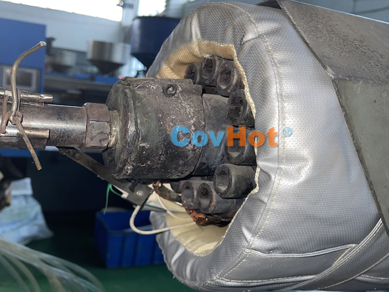 <a href=http://m.sdjmqj.cn/e/tags/?tagname=%E6%B3%A8%E5%A1%91%E6%9C%BA%E4%BF%9D%E6%B8%A9 target=_blank class=infotextkey>注塑機保溫</a>,炮筒<a href=http://m.sdjmqj.cn/e/tags/?tagname=%E4%BF%9D%E6%B8%A9%E5%A5%97 target=_blank class=infotextkey>保溫套</a>,方便檢修